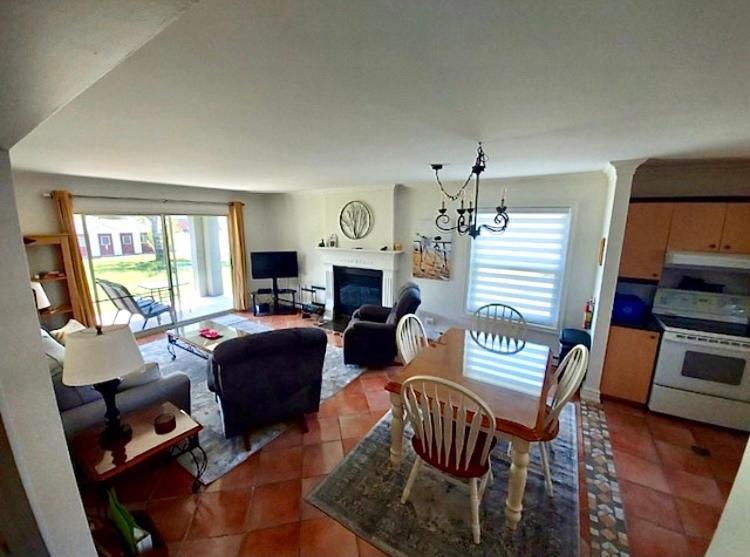 Superbe Condo Plage-Memphremagog Exteriör bild
